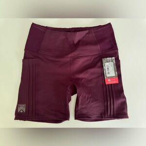 NWT Oiselle Lucky 7 shorts - size 6